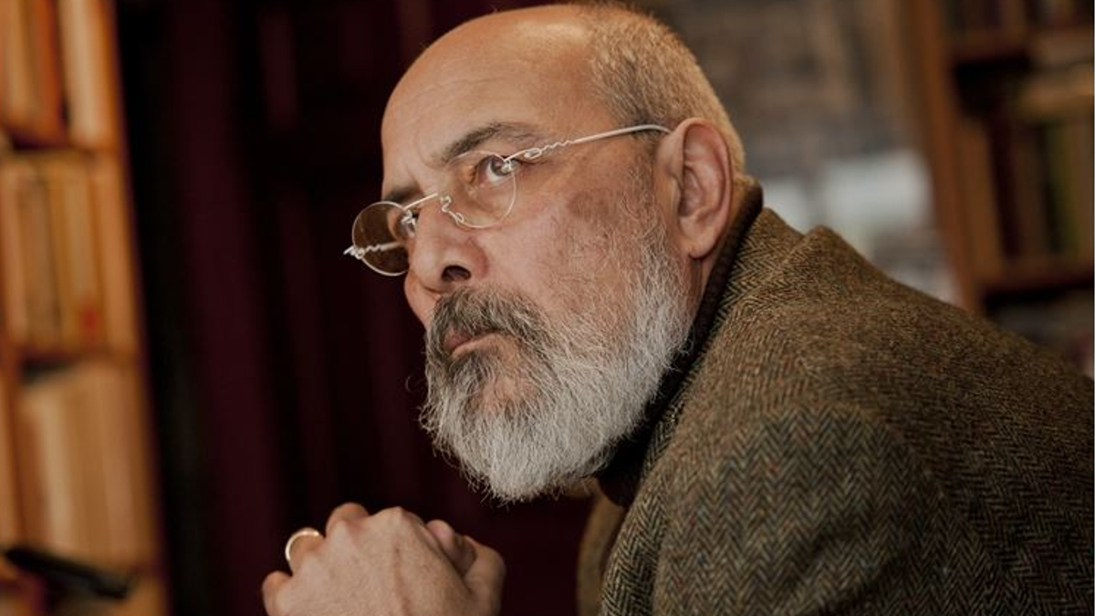 Enis Batur, Fol İzdiham Dergi